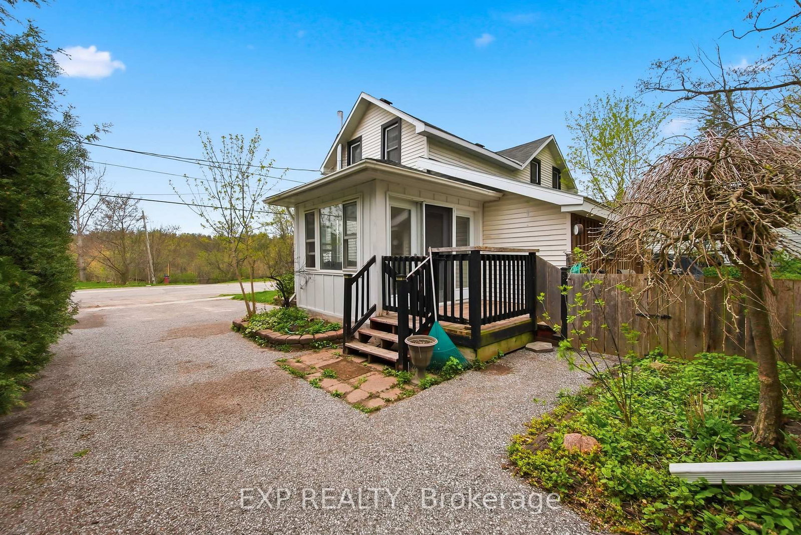 Listing Image 3