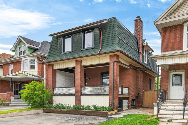 216 Maplewood Avenue