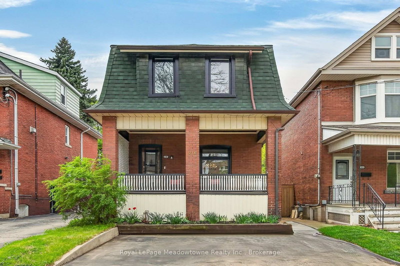 216 Maplewood Ave, Hamilton, L8M 1X8 | Image 2