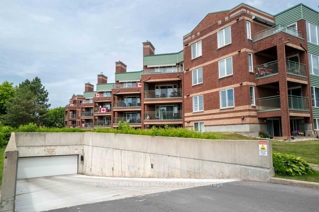 312 - 121 Water Street W
