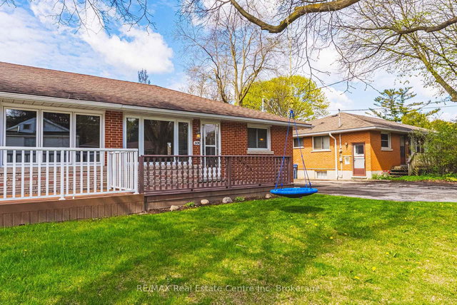 306 Victoria Road N