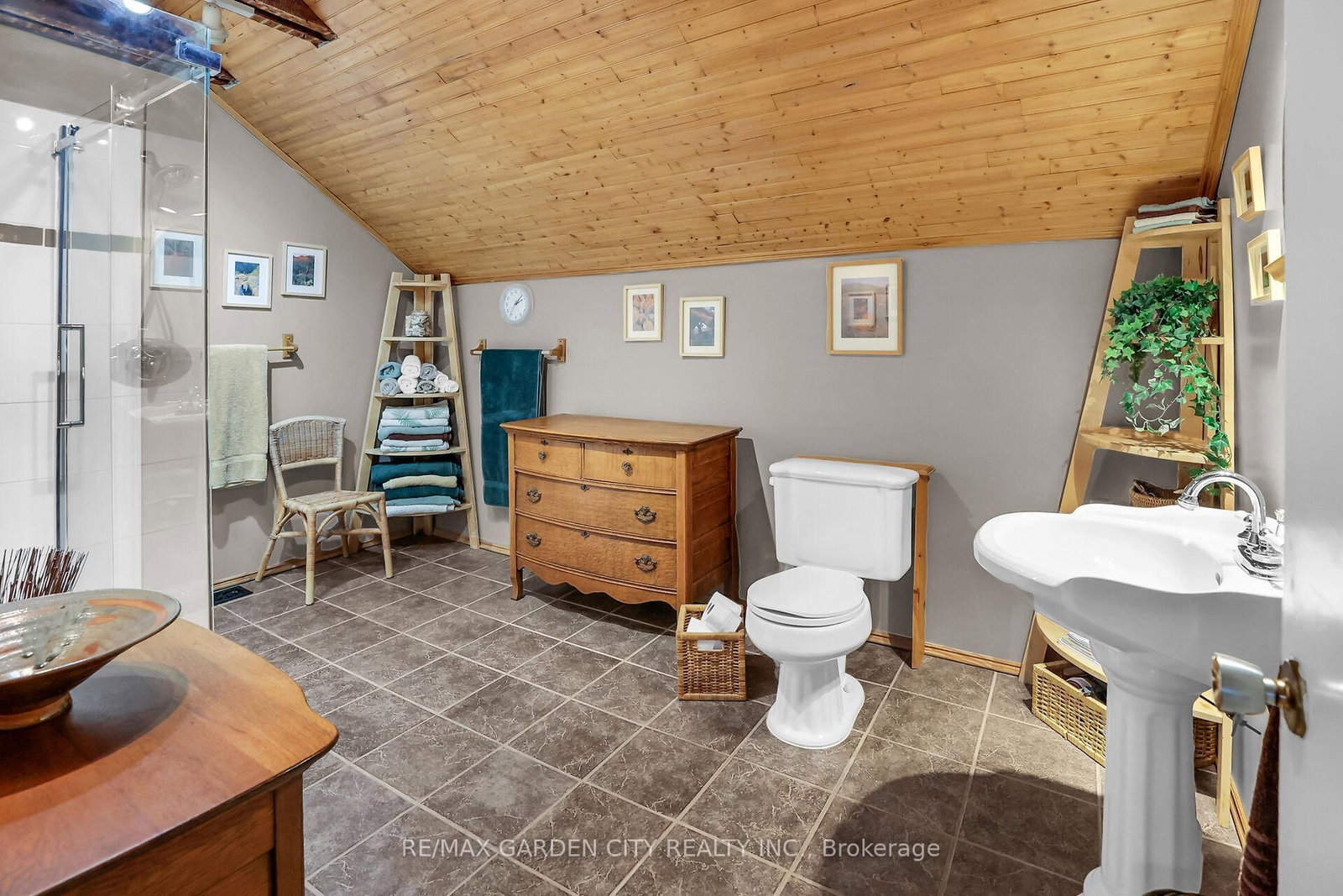 10 Maple Avenue - Photo 21