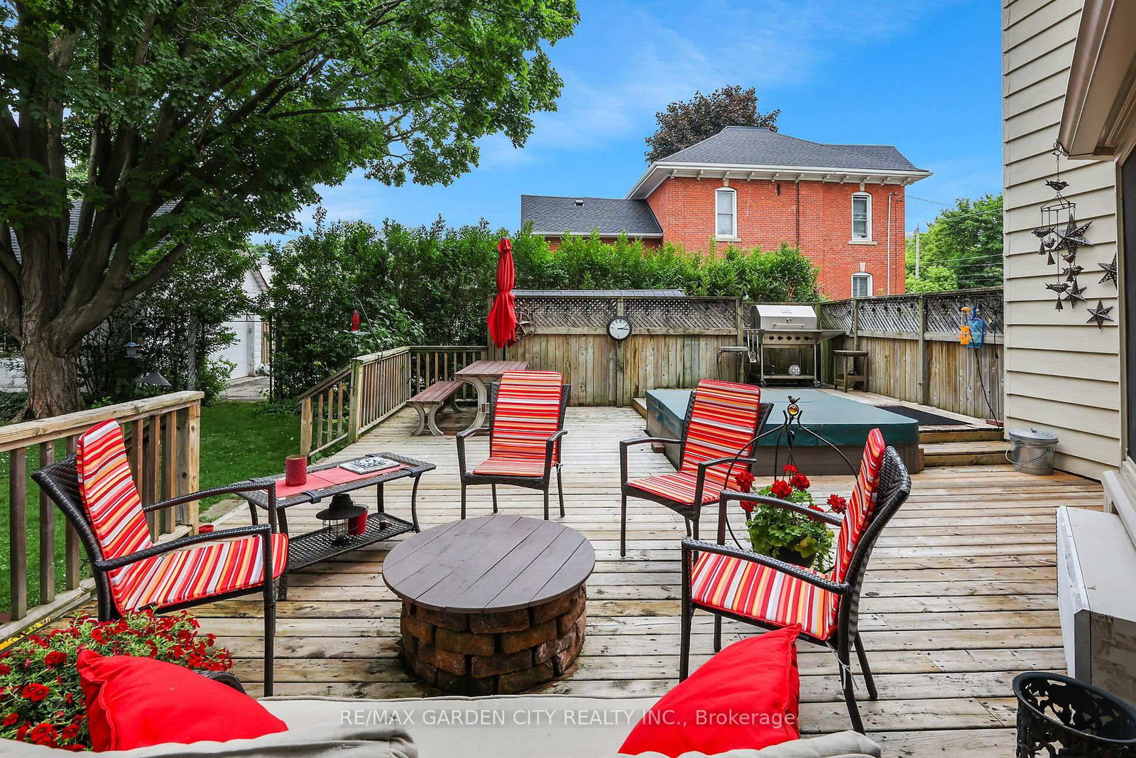 10 Maple Avenue - Photo 24