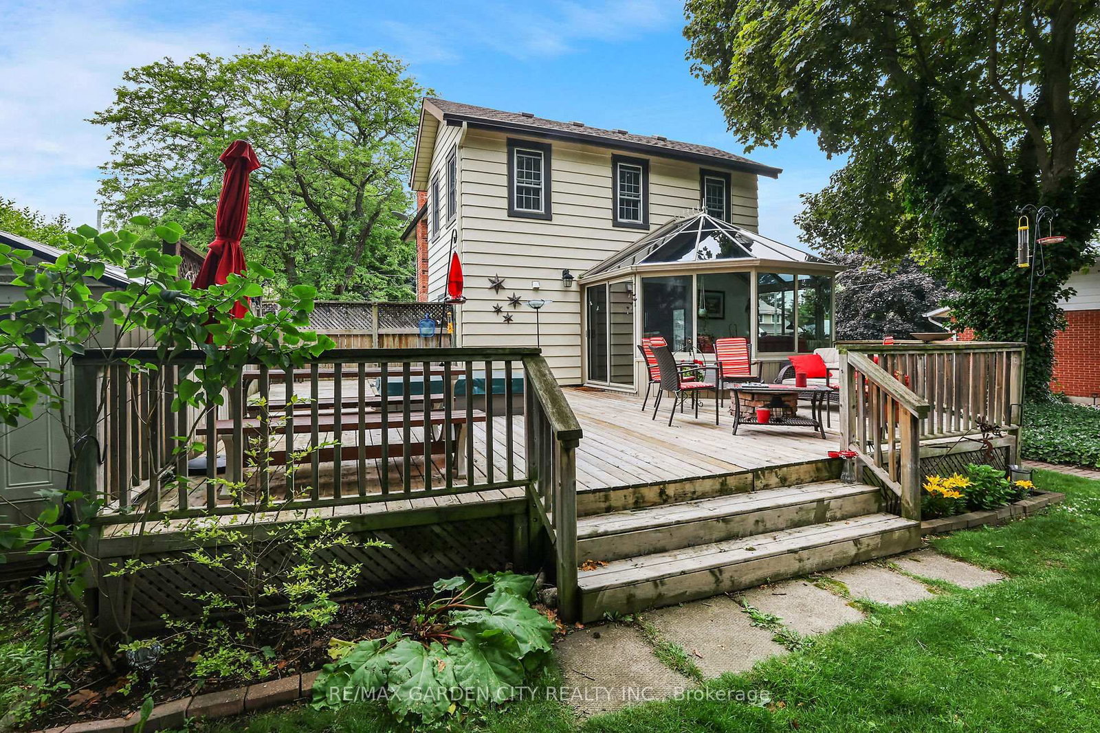 10 Maple Avenue - Photo 25