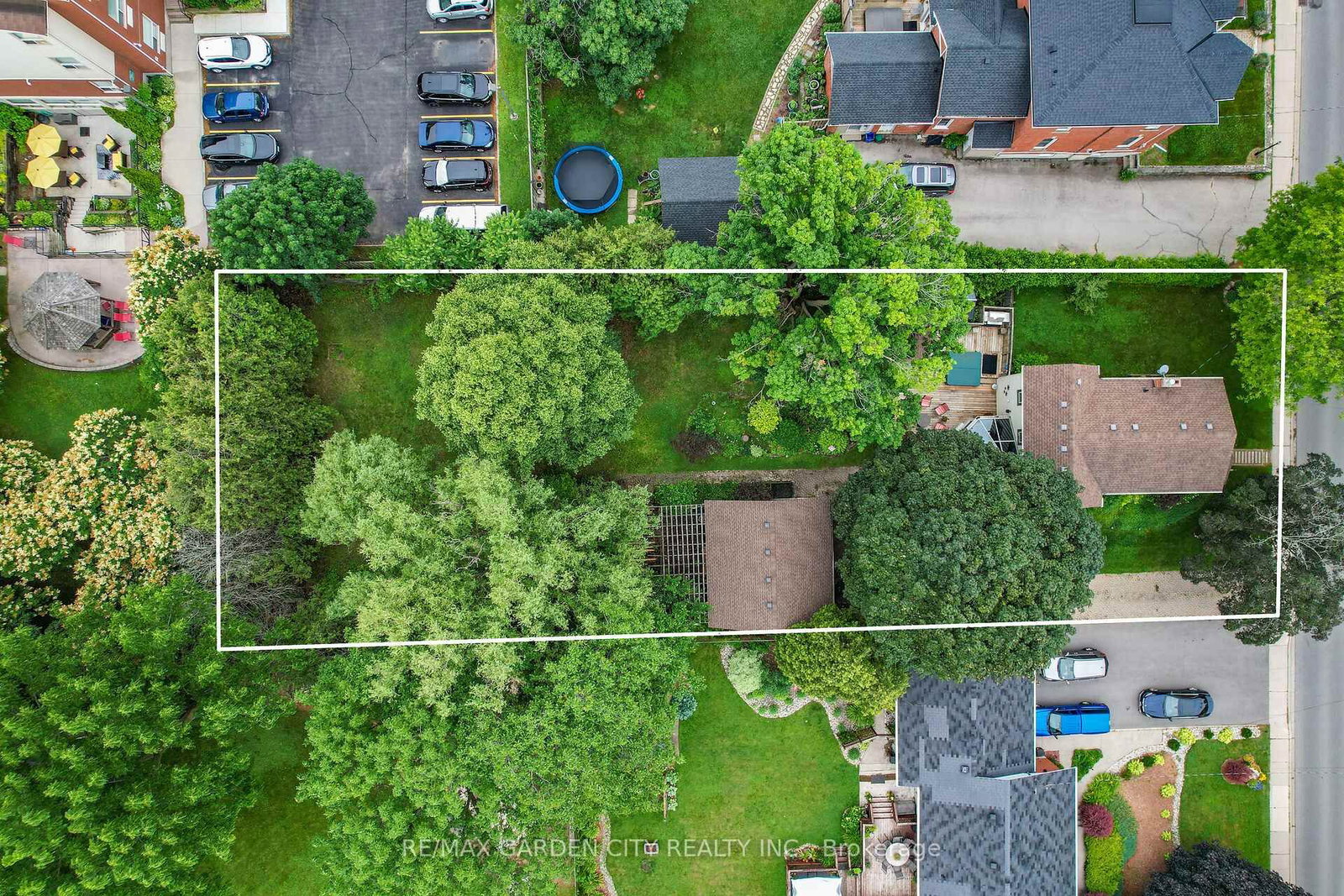 10 Maple Avenue - Photo 33