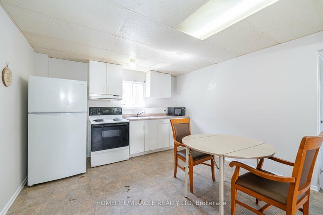 Bsmt - 36 Poplar Crescent