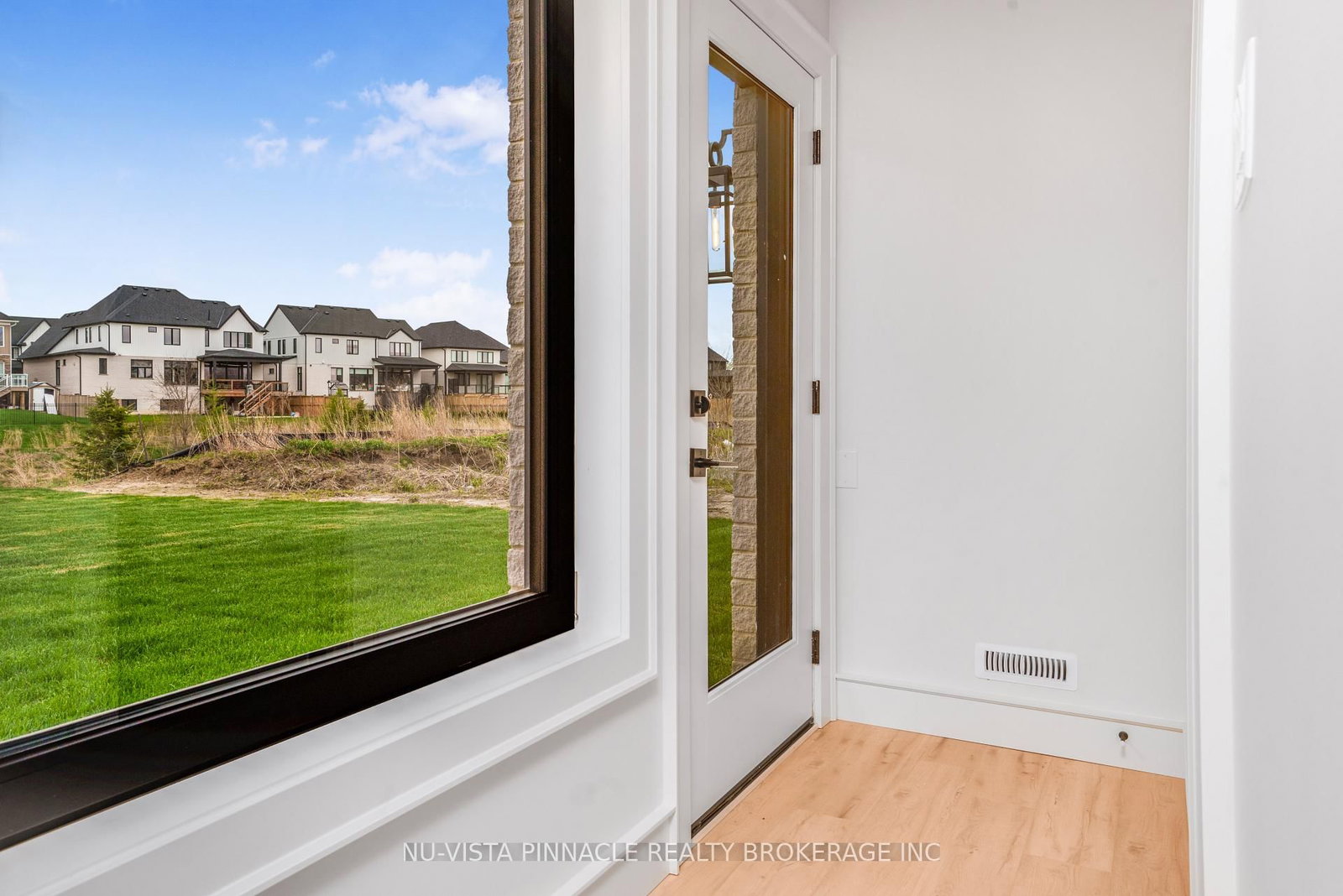 4108 Fallingbrook Road • London South, ON photo 34