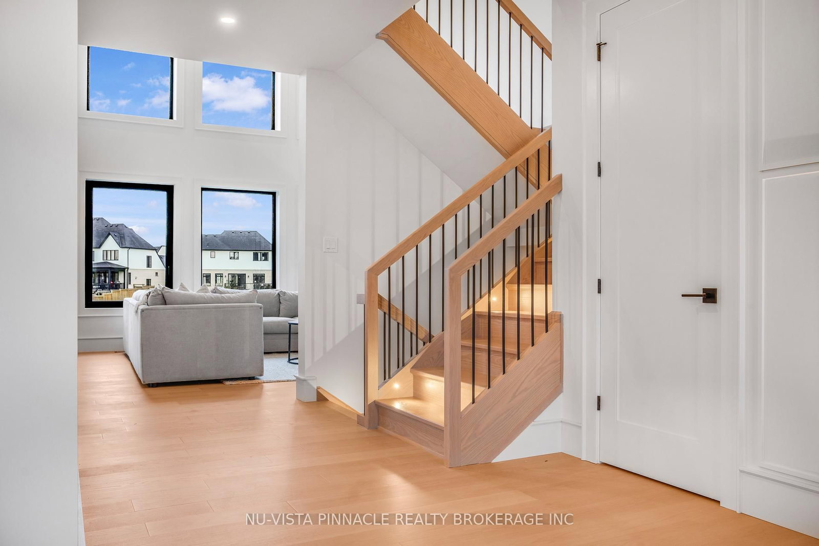 4108 Fallingbrook Road • London South, ON photo 8