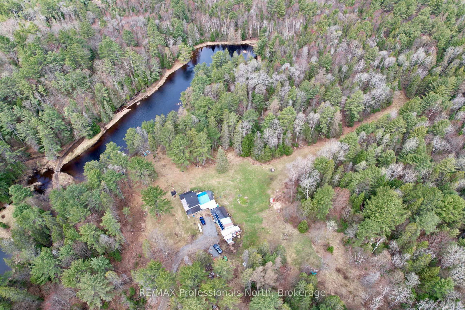 862 Lynx Lake Rd Road • Huntsville, ON photo 28