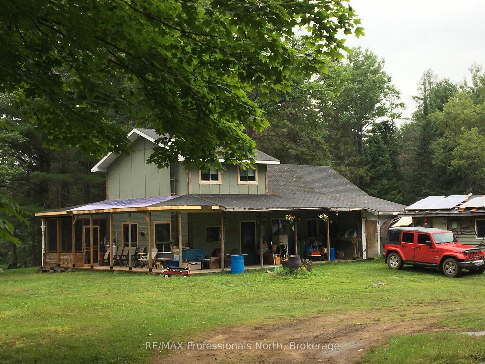 862 Lynx Lake Rd Road • Huntsville, ON photo 6