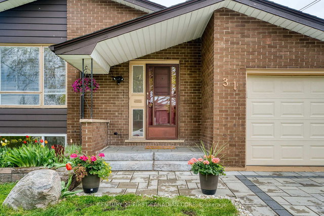 31 Brenlyn Court