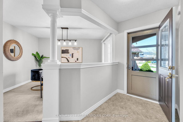 1121 South Wenige Drive