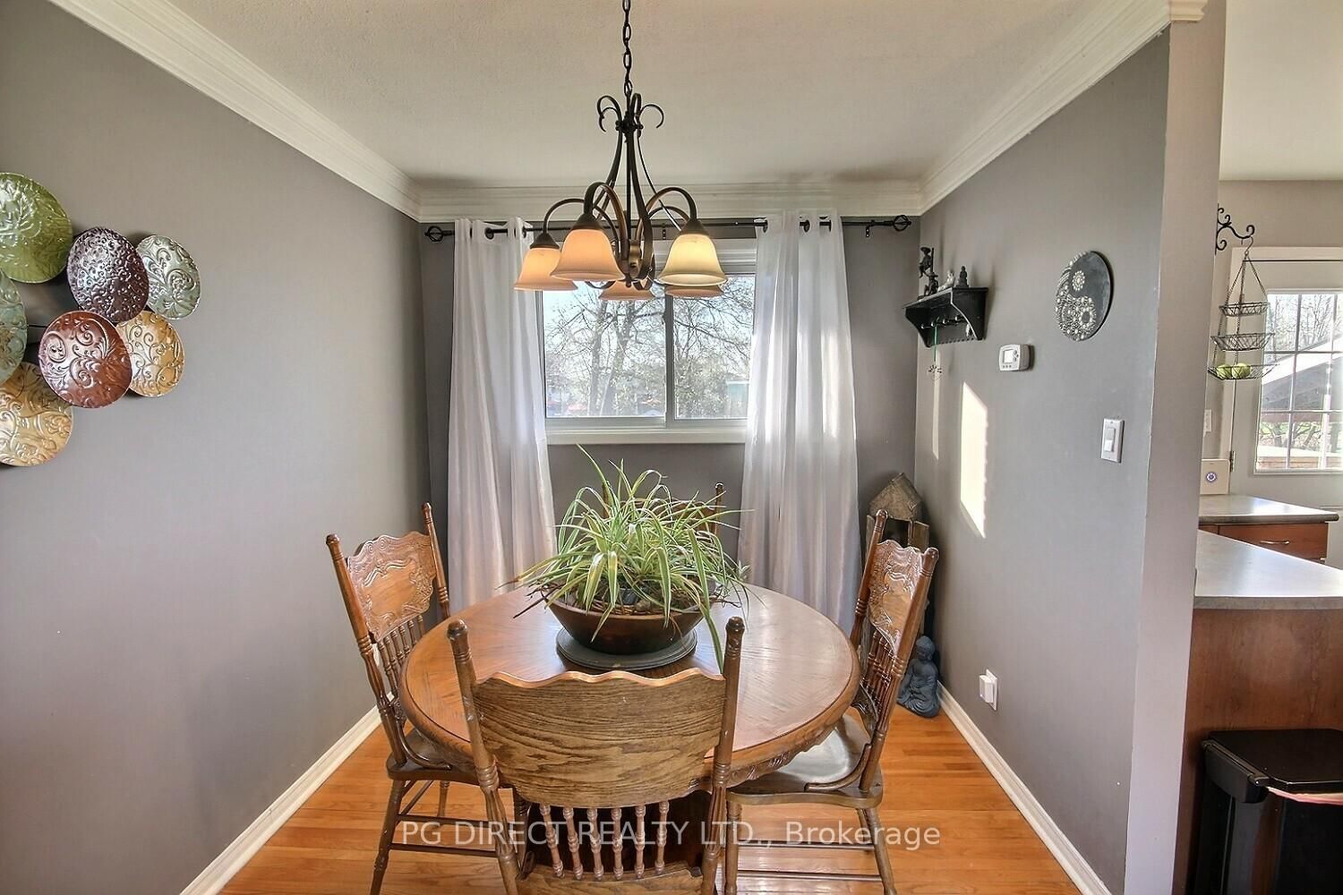 49 Janlyn Crescent • Belleville, ON photo 6