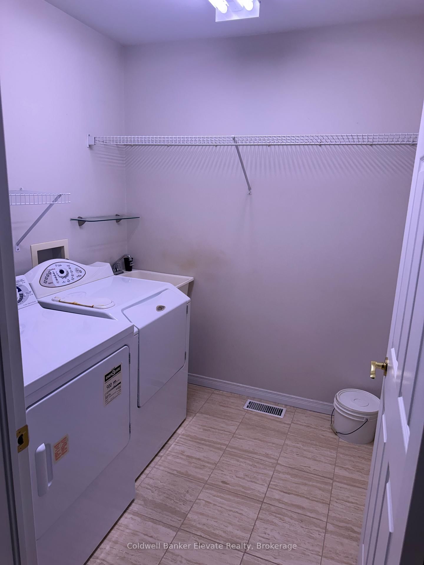 2705 KINGSWAY Drive • #9 • Kitchener, ON photo 5
