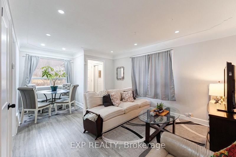 16 Ainslie Ave, Hamilton, L8S 2J3 | Image 3