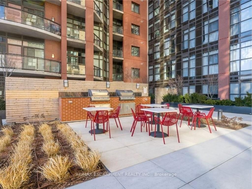 112 King Street E, Unit 903 - Photo 21