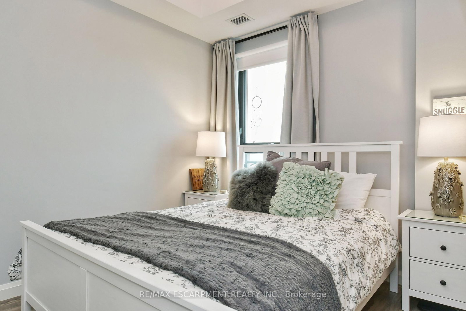 112 King Street E, Unit 903 - Photo 36