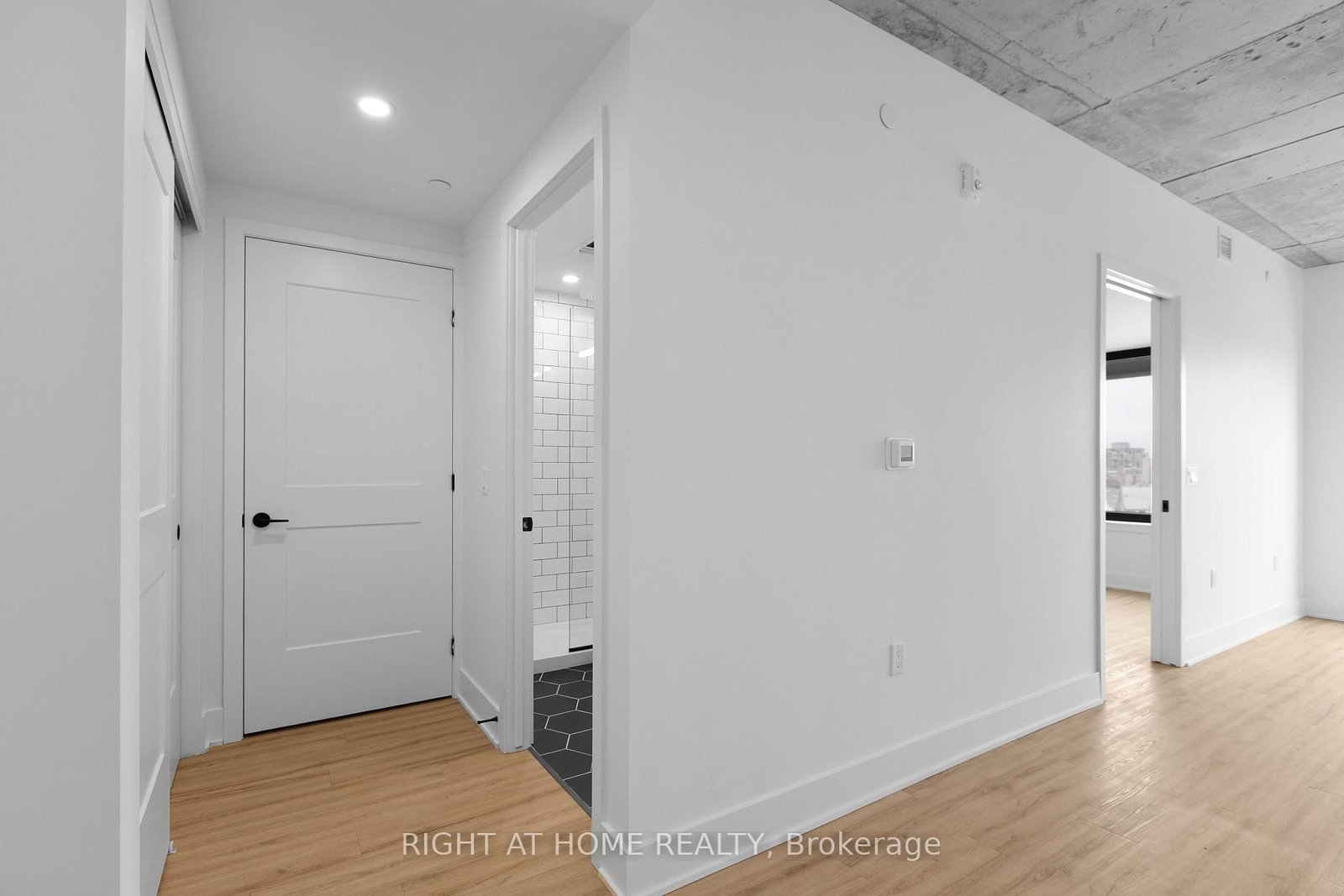 377 Winona Avenue, Unit 509 - Photo 2