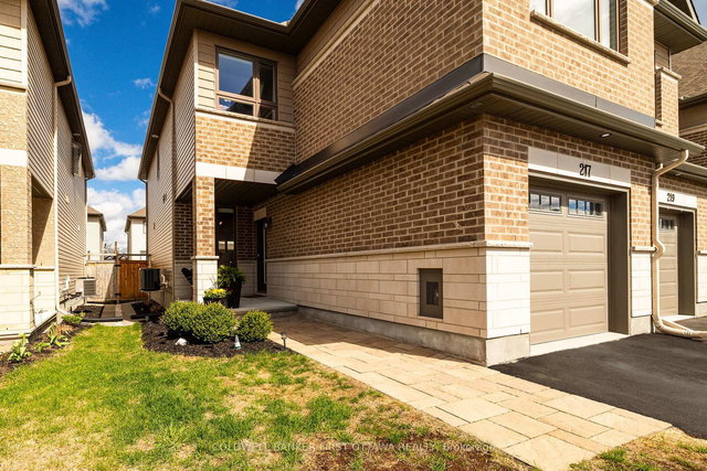 217 PURCHASE Crescent