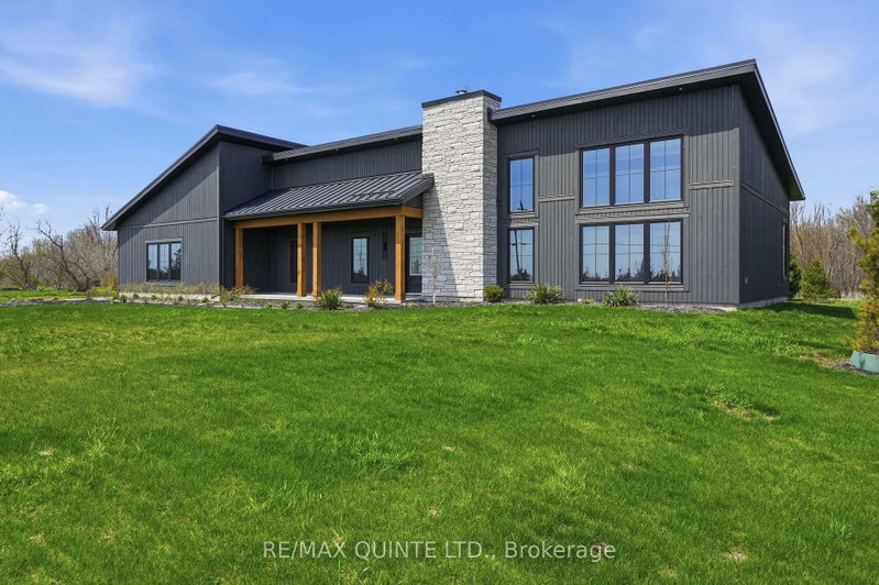 225 Mitchells Crossroad