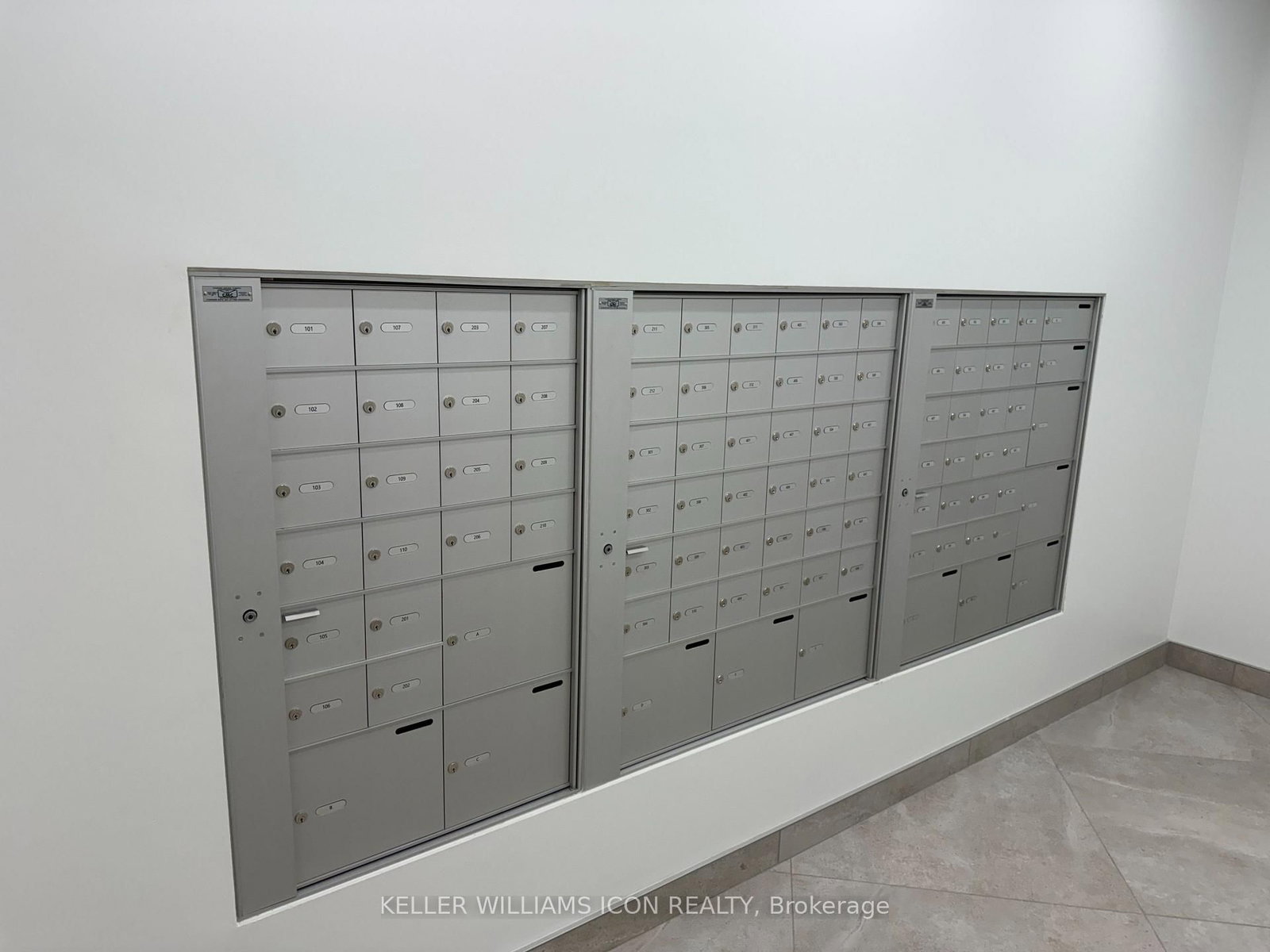 360 DESCHATELETS Avenue, Unit 203 - Photo 11