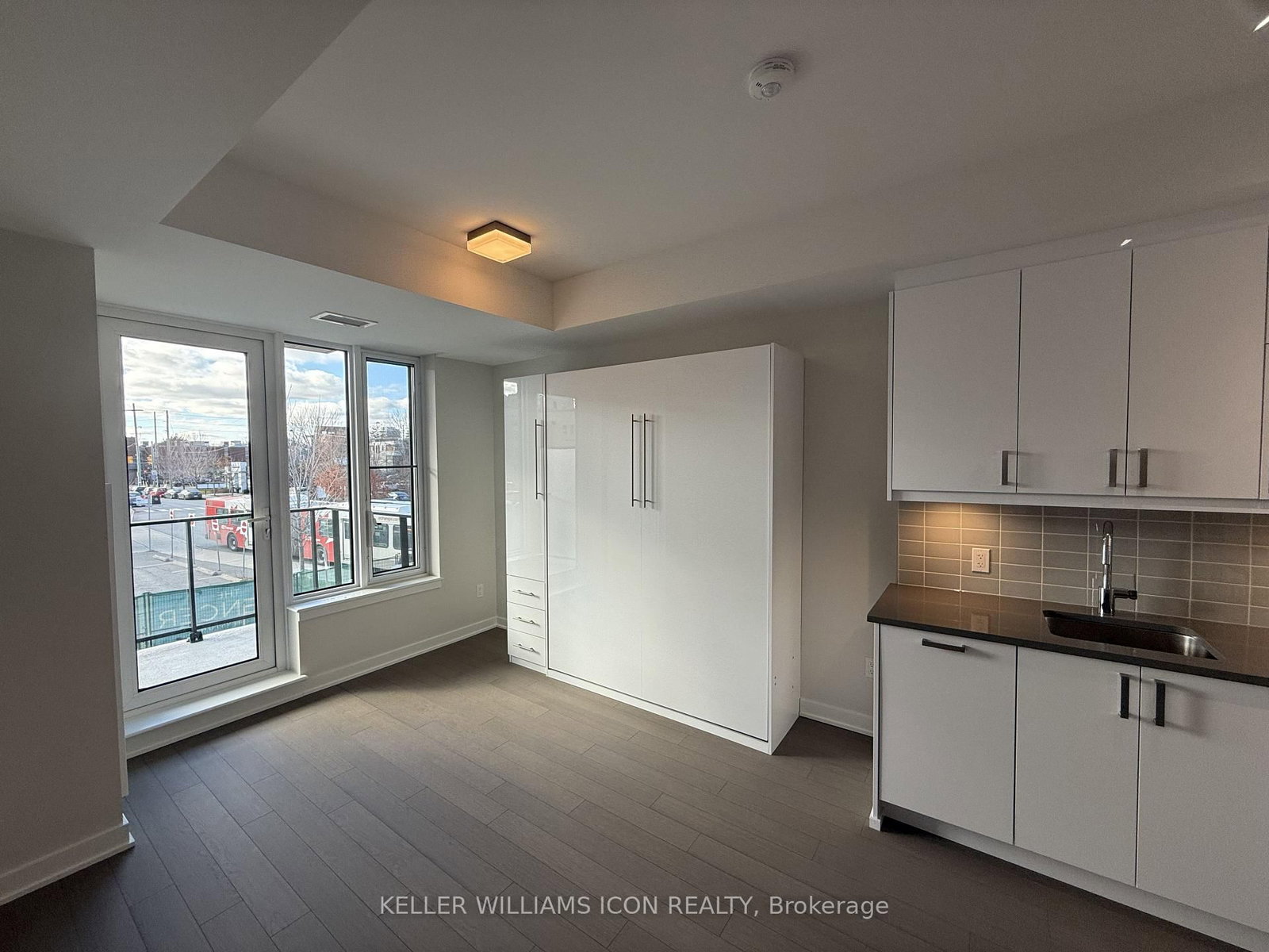 360 DESCHATELETS Avenue, Unit 203 - Photo 4