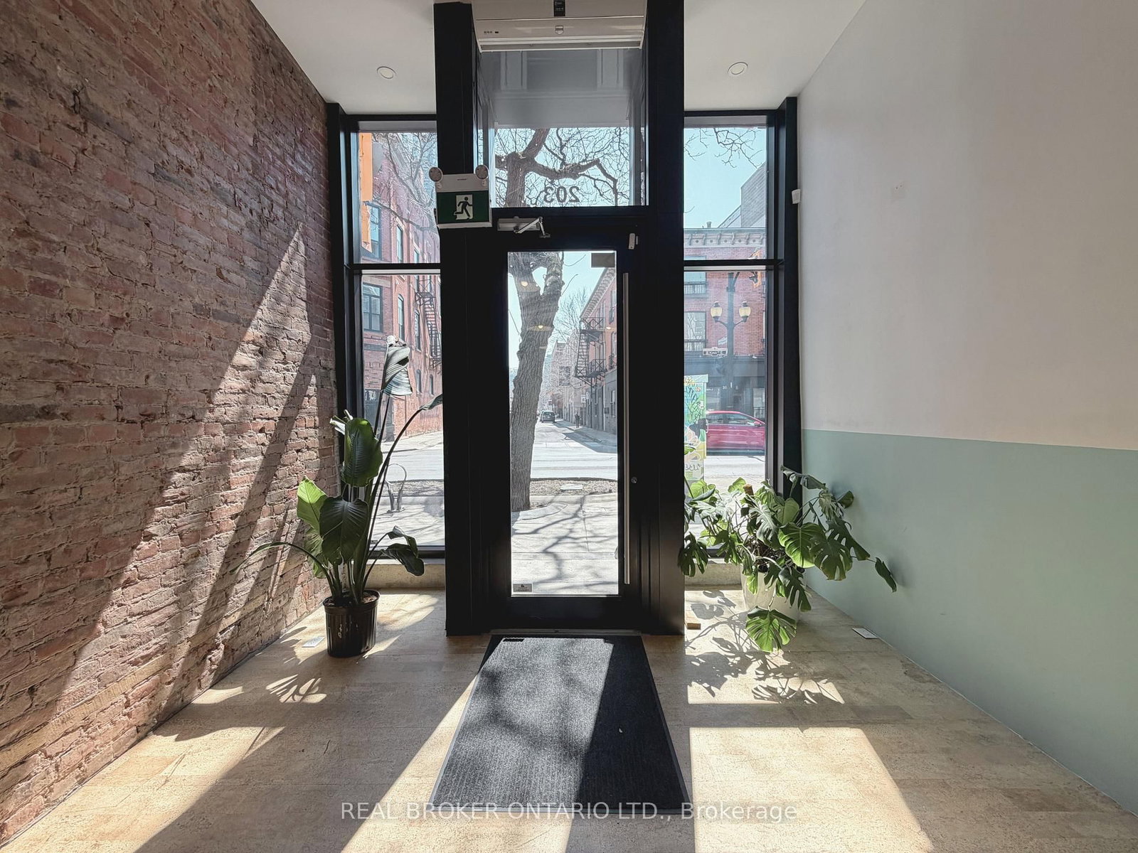203 King Street E, Unit 1 - Photo 13