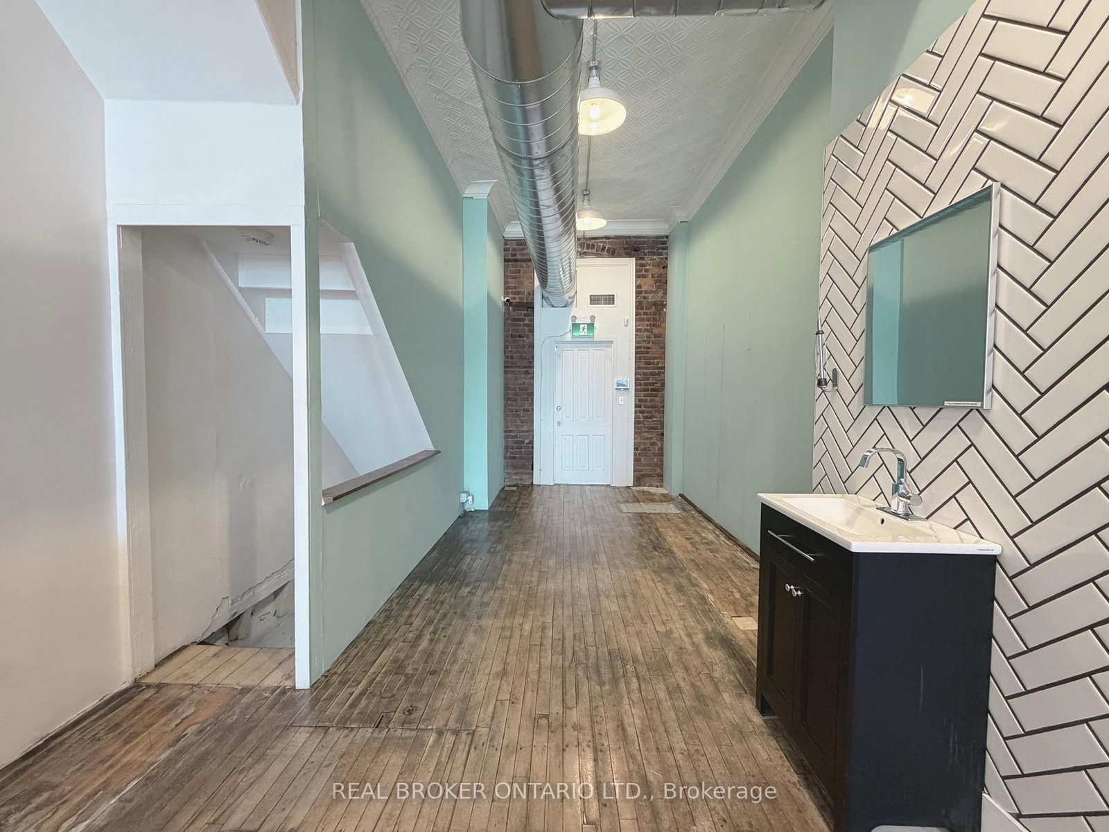 203 King Street E, Unit 1 - Photo 4
