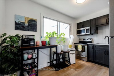 43 SIXTH Avenue • Kitchener, ON photo 9