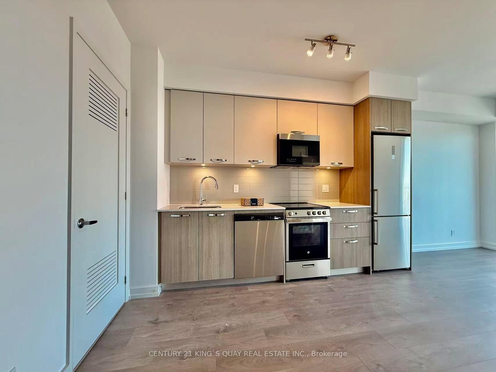 75 James Street S, Unit 1904 - Photo 11