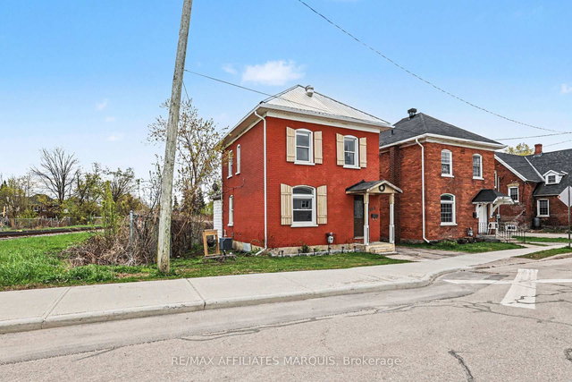 103 William Street E