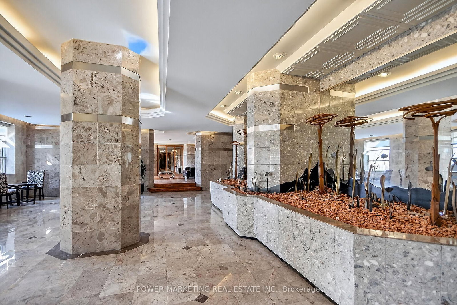 2759 CAROUSEL Crescent, Unit 1206 - Photo 4