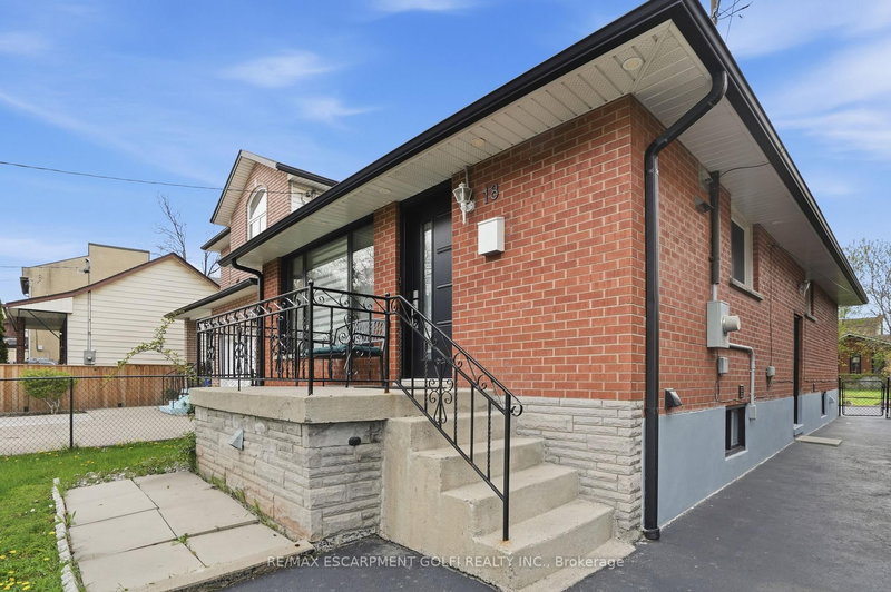 18 Ferrie St W, Hamilton, L8L 1C5 | Image 3