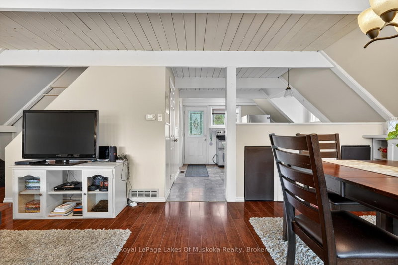985 Katrine Road