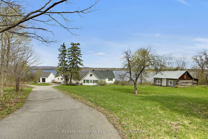 350 Berry Side Rd, Ottawa, Ontario