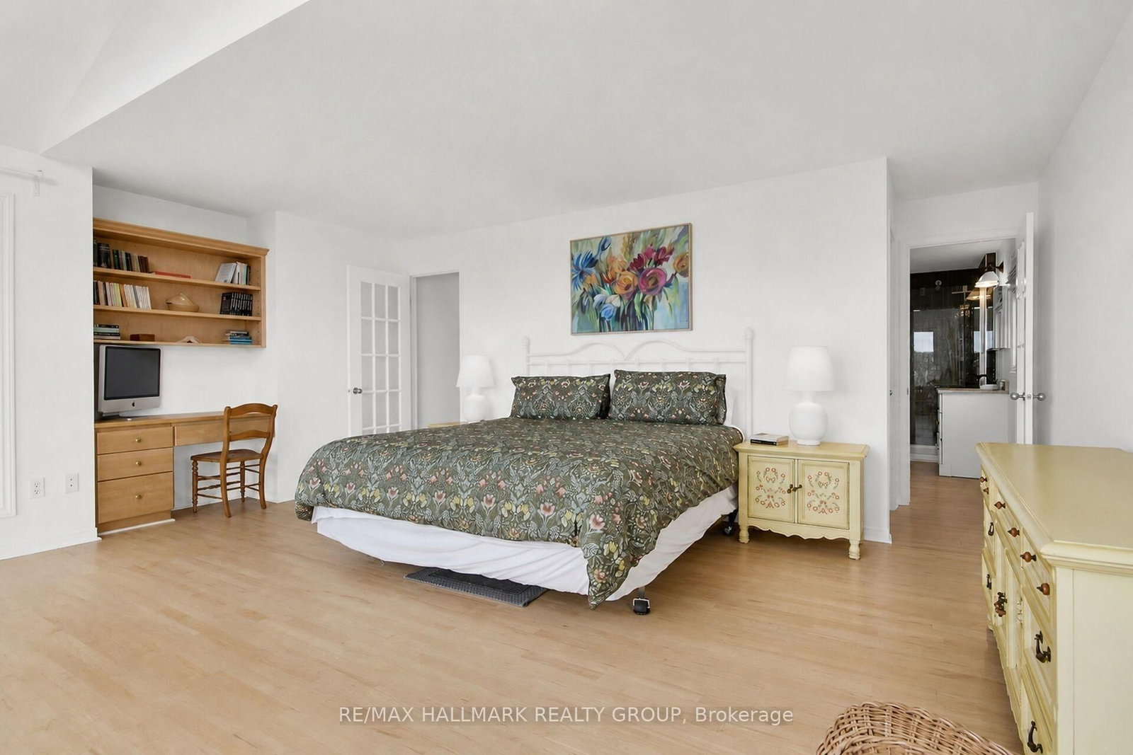 350 Berry Side Road • Ottawa, ON photo 16