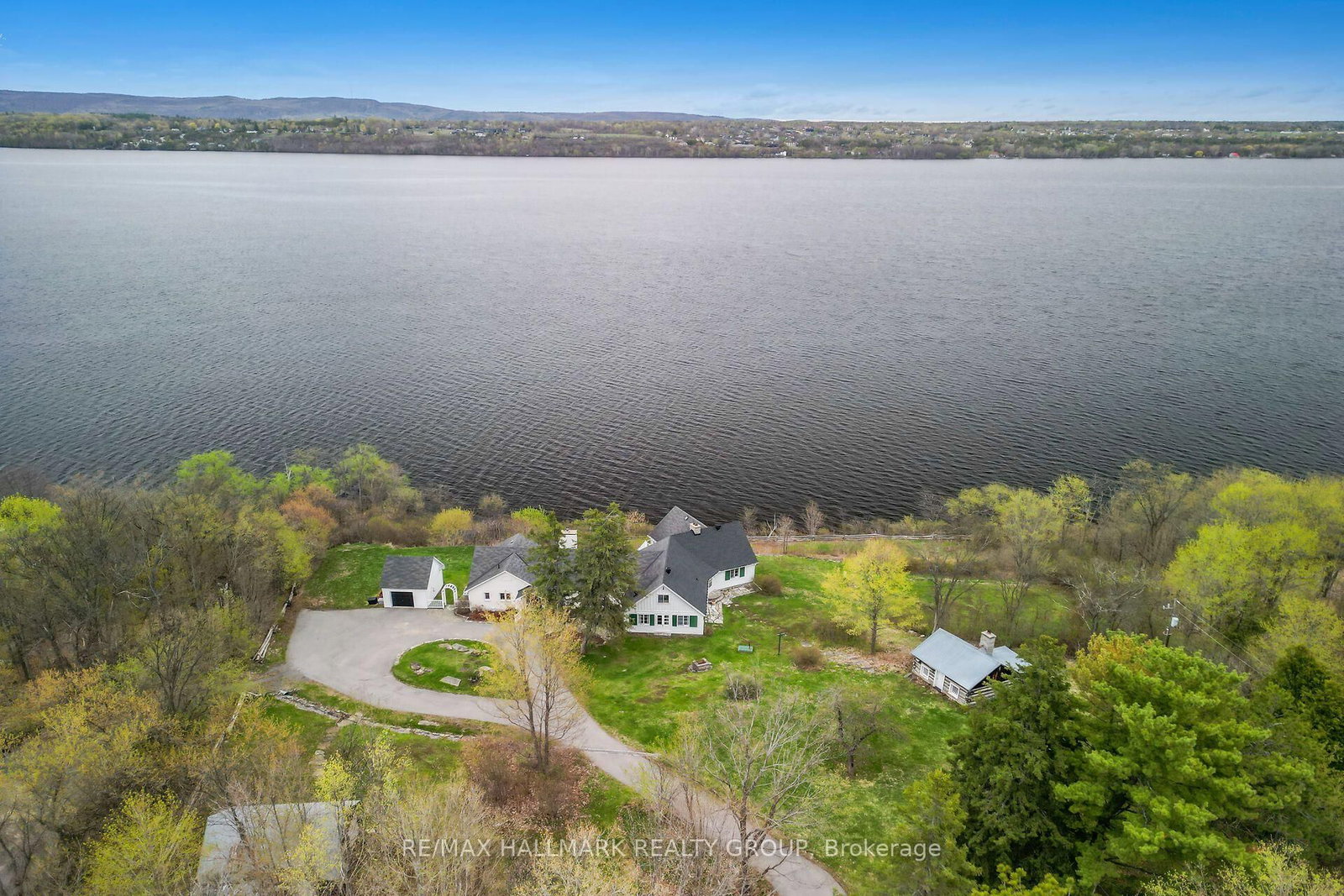 350 Berry Side Road • Ottawa, ON photo 44