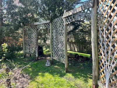 618 Pine Street • Haldimand, ON photo 5