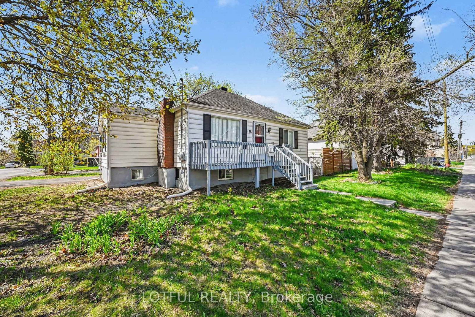 98 Queen Mary Street, Unit 2 - Photo 2