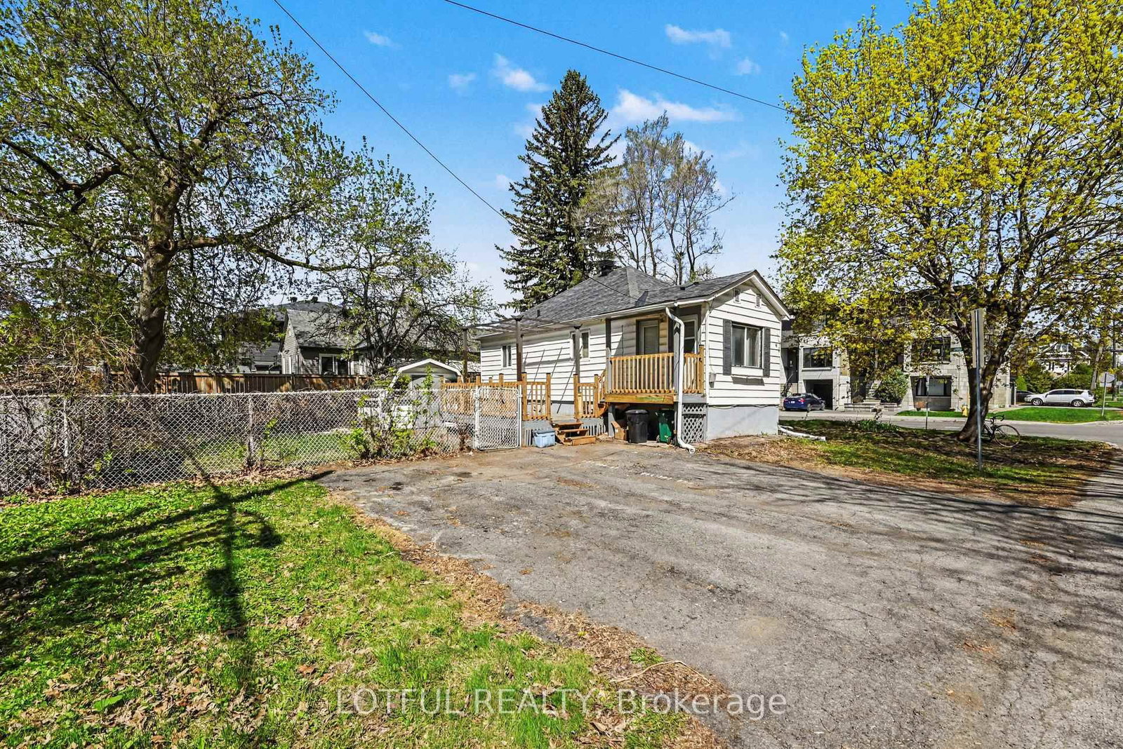 98 Queen Mary Street, Unit 2 - Photo 3