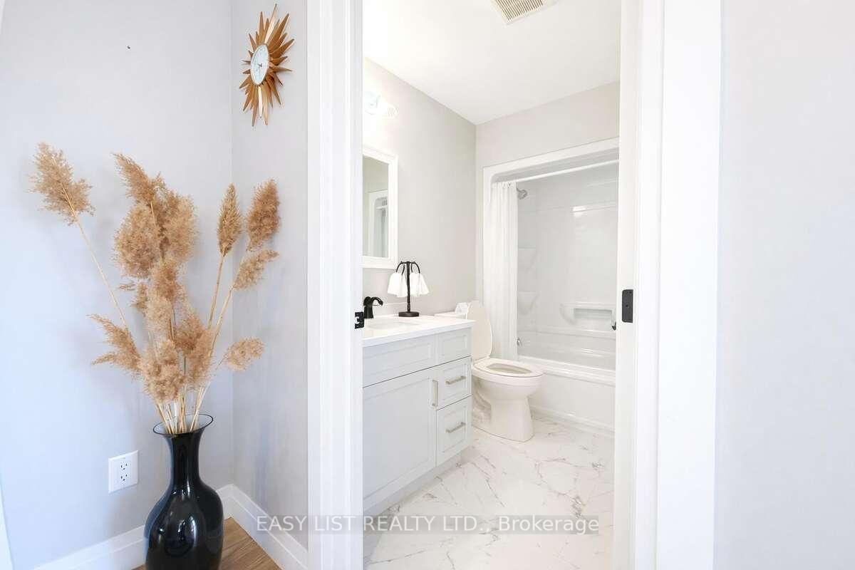4403 Belmont Avenue • Lakeshore, ON photo 18