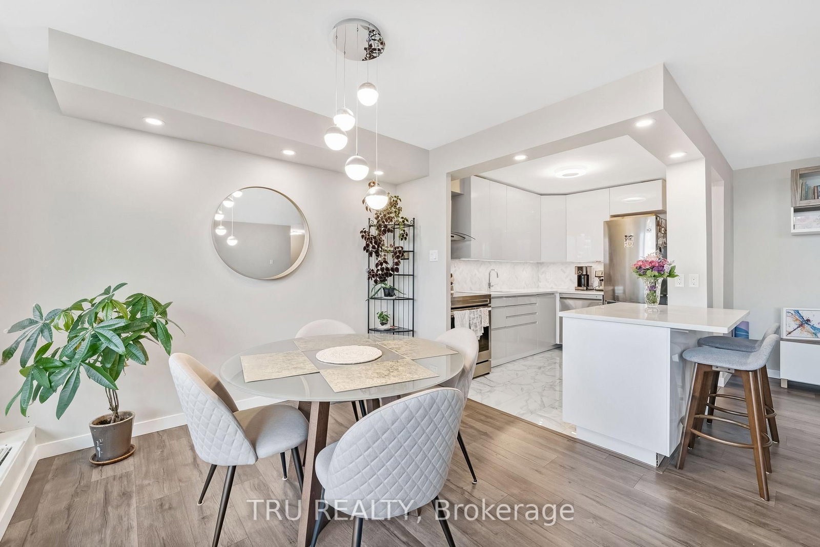 2625 REGINA Street • #1504 • Ottawa, ON photo 14