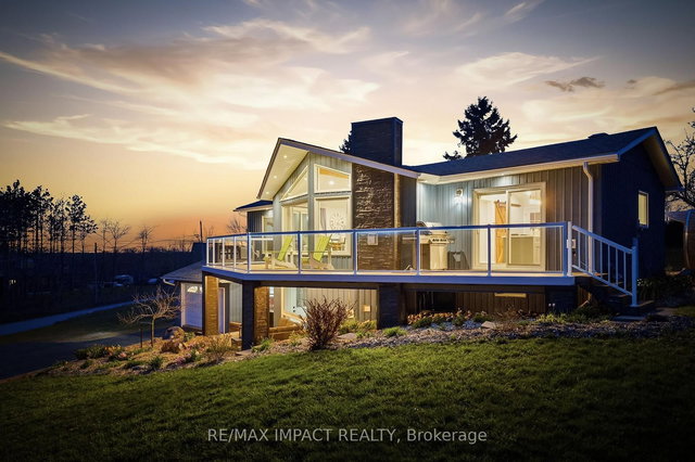 2 Skiview Drive