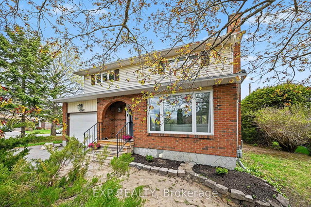 1 Laura Crescent