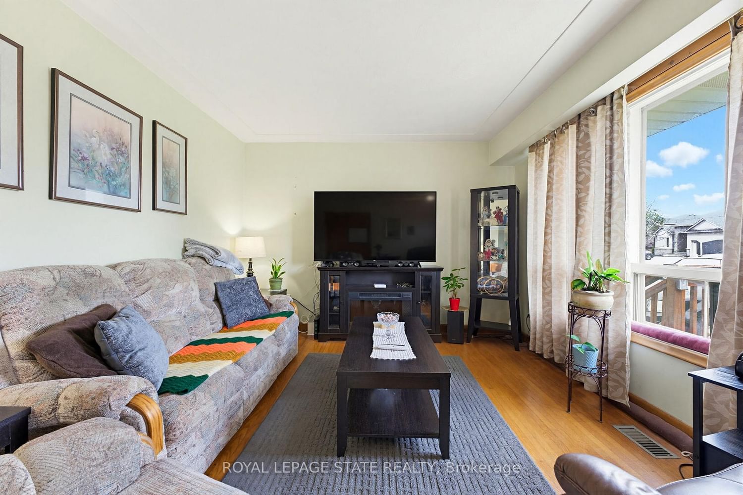 29 Leckie Avenue • Hamilton, ON photo 18