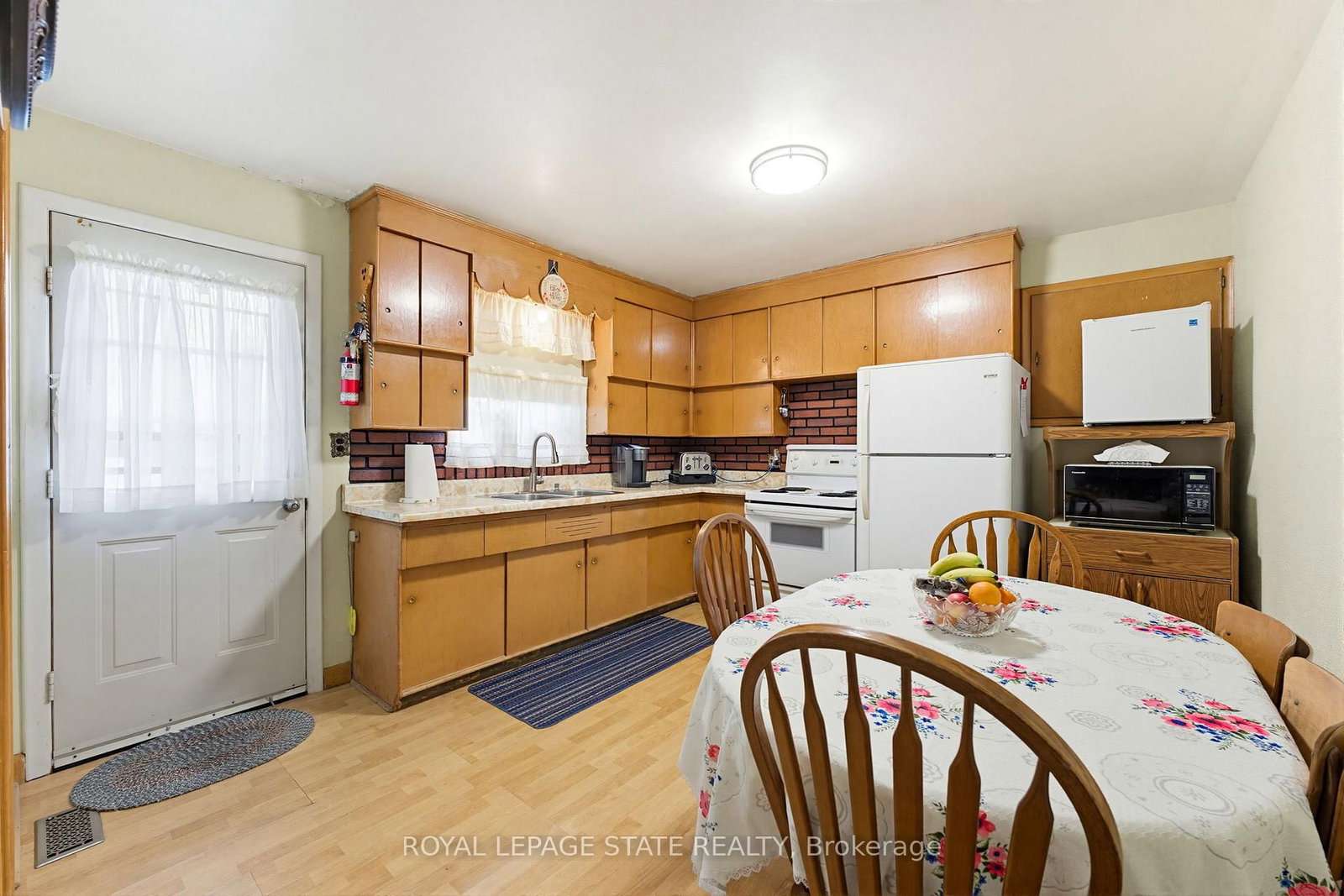 29 Leckie Avenue • Hamilton, ON photo 19