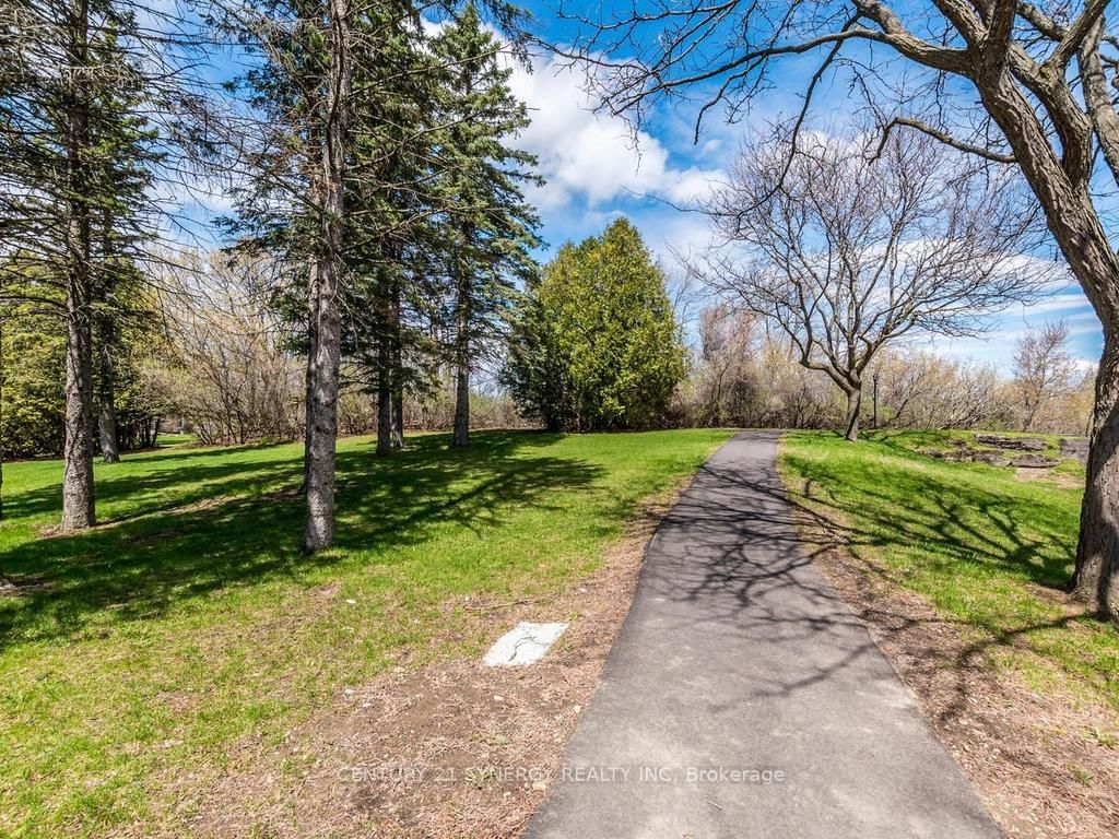 22C Maple Ridge Crescent • #80 • Nepean, ON photo 33
