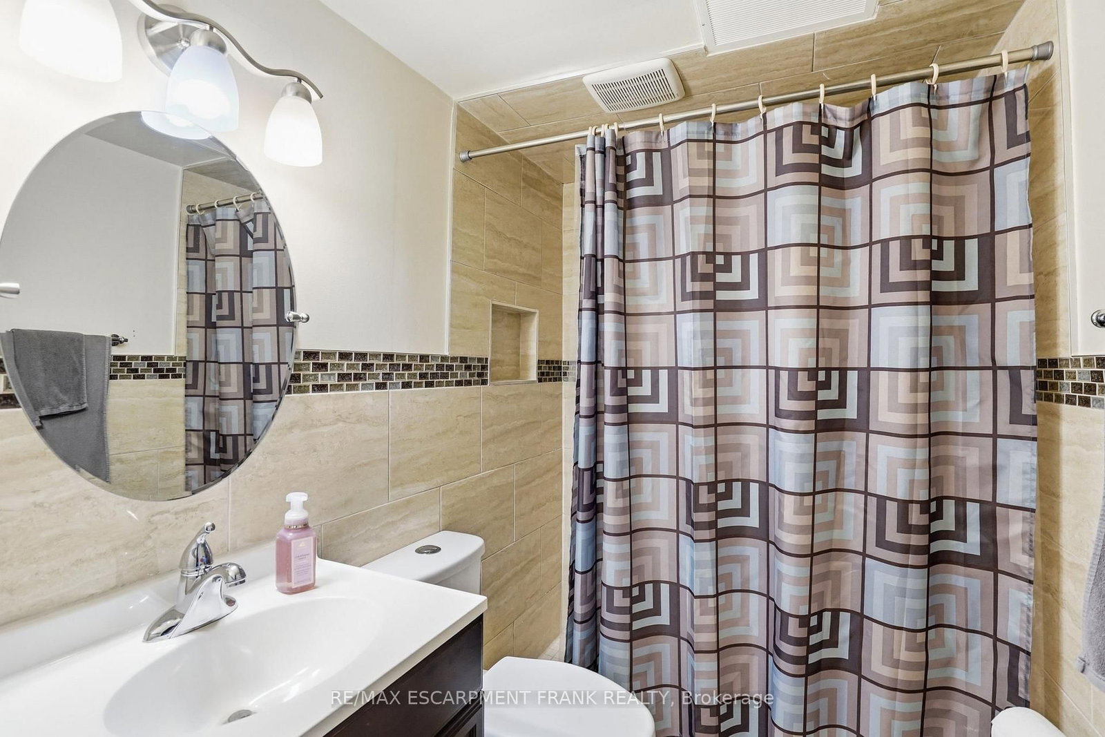 593 Grey Street • Brantford, ON photo 36