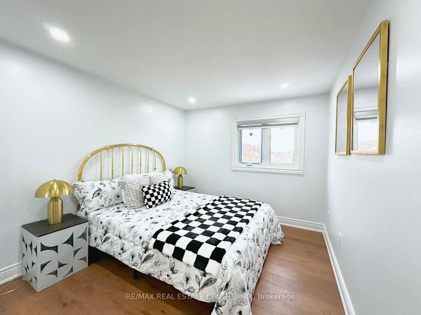 498 BANKSIDE Drive • Kitchener, ON photo 37