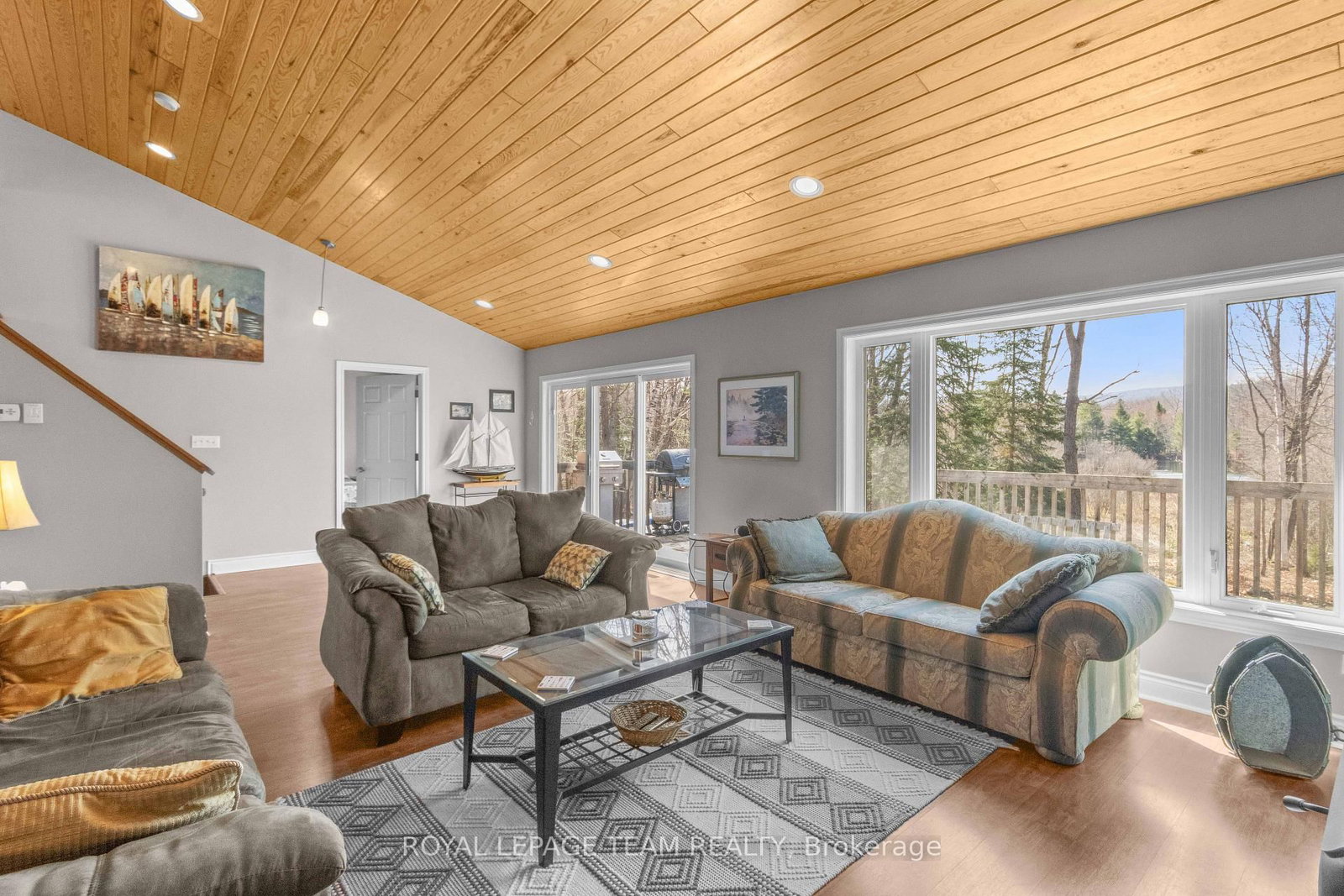 112 Golfers Lane • Combermere, ON photo 15